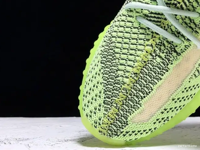 350 V2 